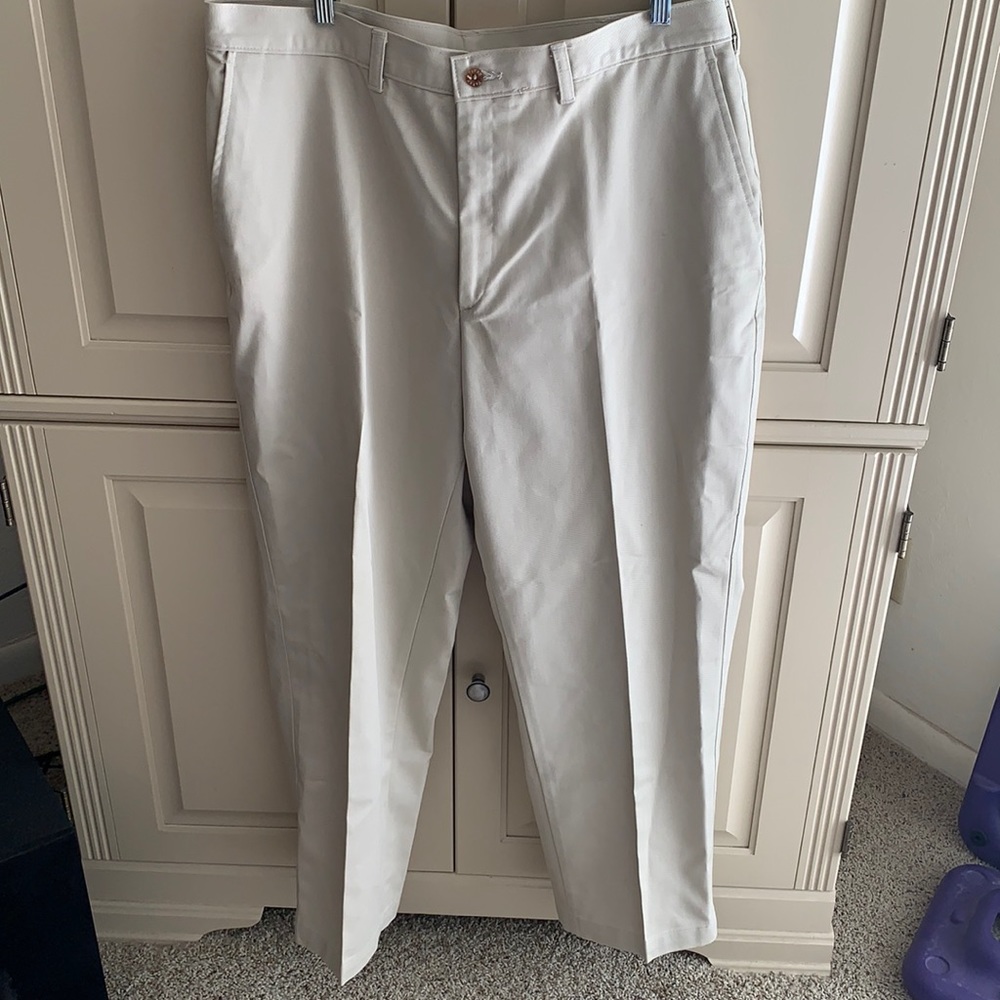 Farah khakis